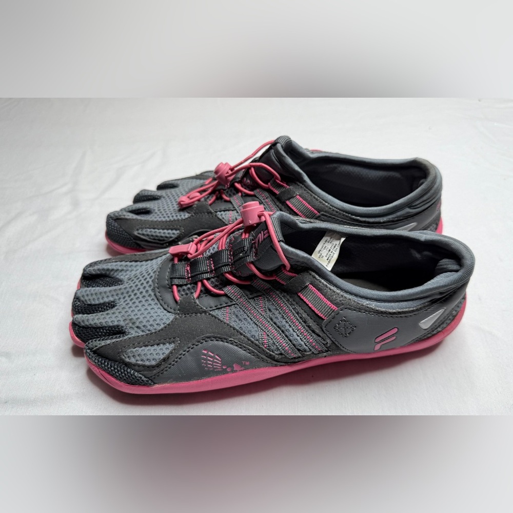 FILA SIZE 10Vibram Women's Athletic Shoes in Gray and Pink - Picture 3 of 5